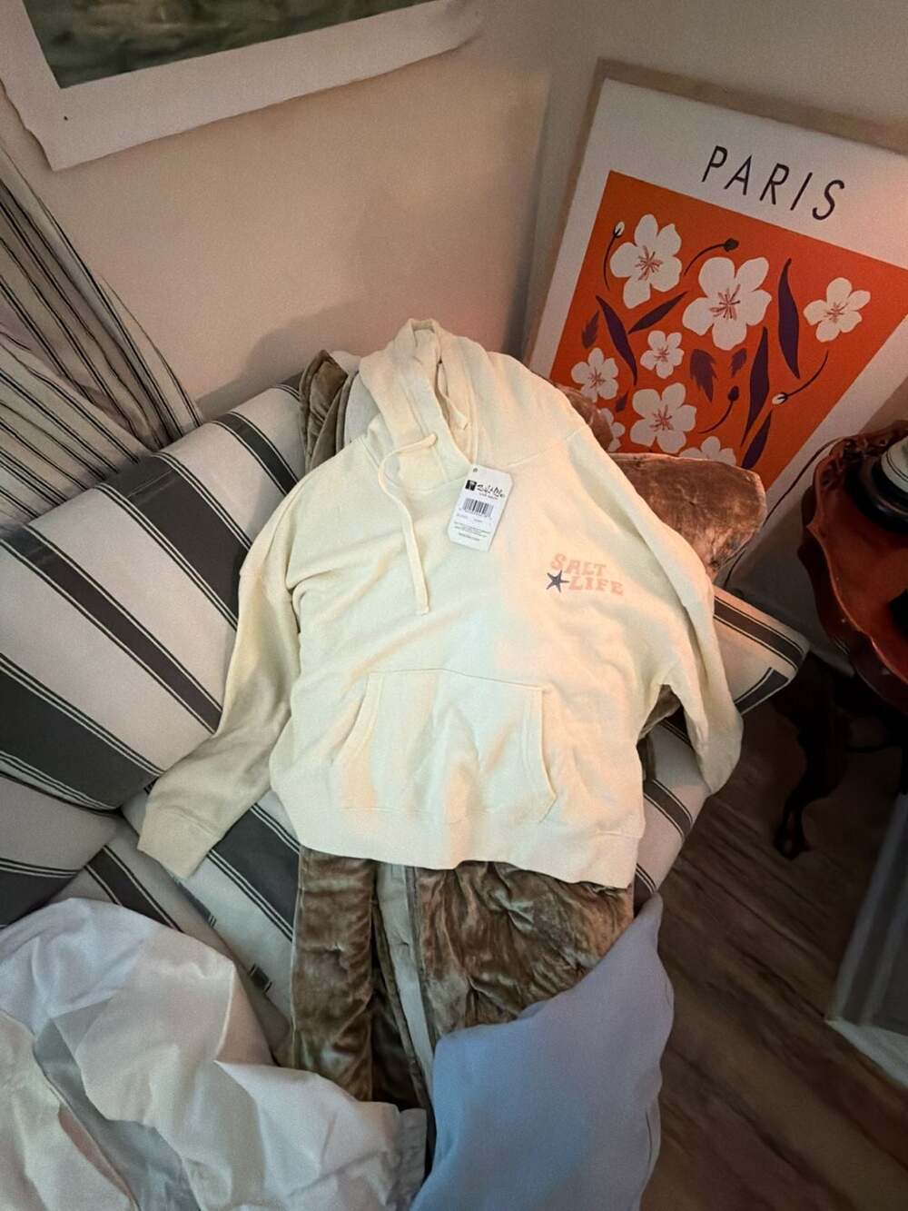 Salt Life Women's Graphic Pullover Hoodie Ivory